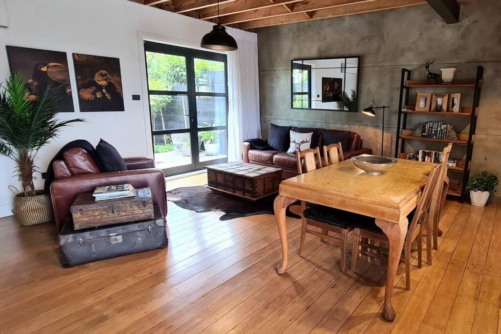 Apartment 3 - Haddin Court - Industrial Glam Blenheim Bagian luar foto